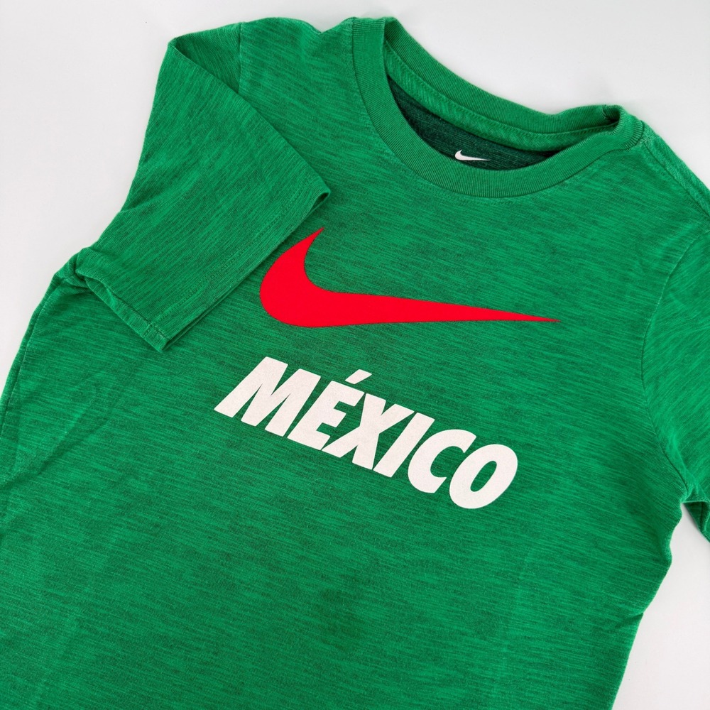 Nike Mexico Graphic T-Shirt Kids Size Medium Green Dri-FIT Short Sleeve Tee